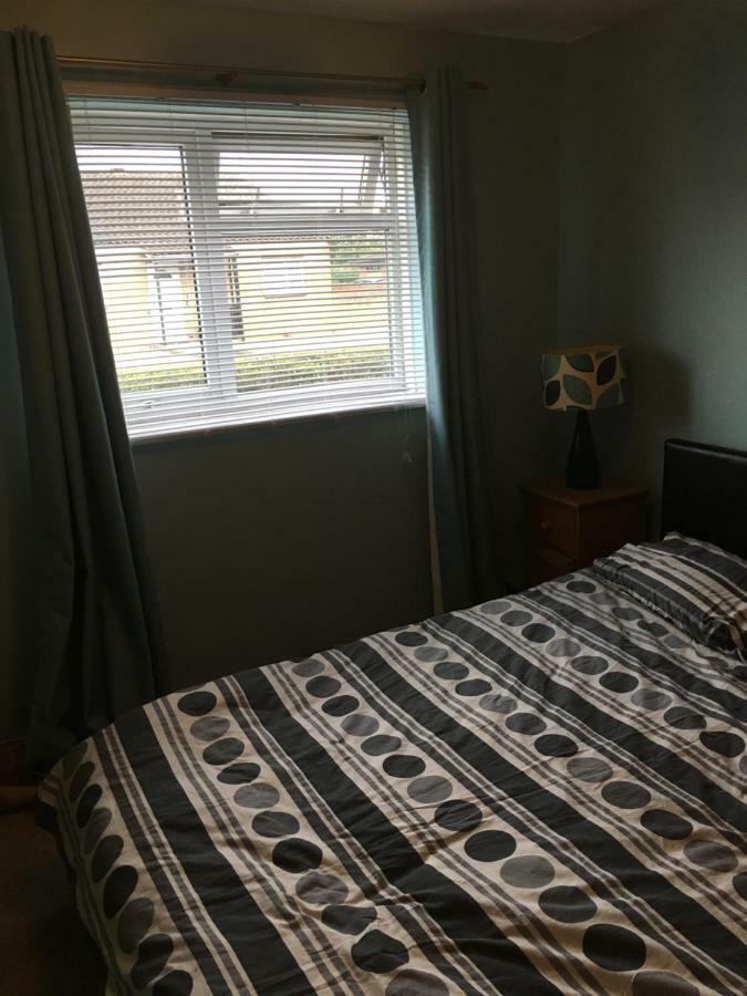 Ferienwohnung Travelling Stop Swindon Exterior foto