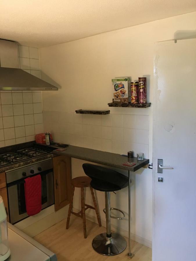 Ferienwohnung Travelling Stop Swindon Exterior foto
